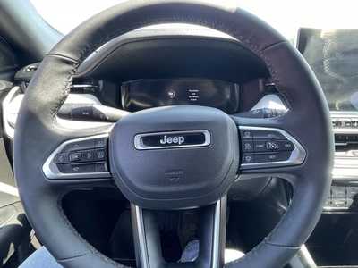 2024 Jeep Compass, $26000. Photo 10