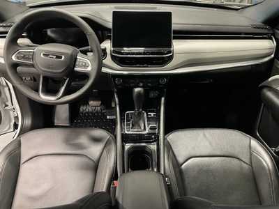 2024 Jeep Compass, $26000. Photo 4