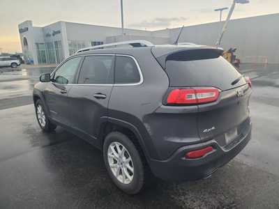 2014 Jeep Cherokee, $0. Photo 4
