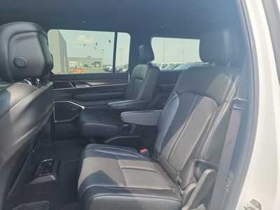 2023 Jeep Wagoneer, $53000. Photo 10
