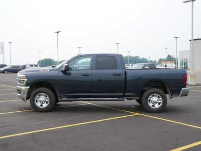 2026 RAM 2500 Crew Cab, $52620. Photo 3