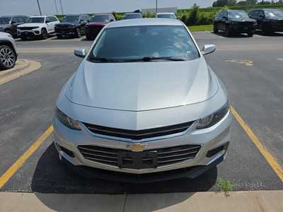 2018 Chevrolet Malibu, $0. Photo 3
