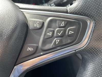 2020 Chevrolet Equinox, $13000. Photo 12