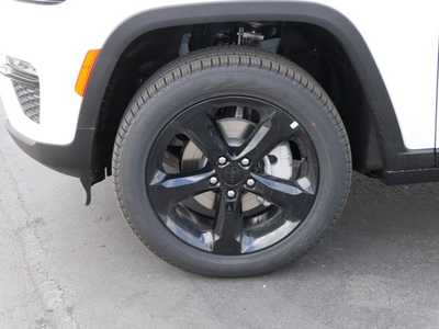 2025 Jeep Grand Cherokee, $44659. Photo 4