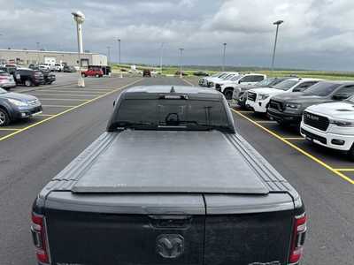 2021 RAM 1500 Crew Cab, $31500. Photo 5