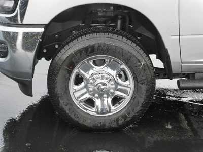 2026 RAM 3500 Crew Cab, $54343. Photo 4