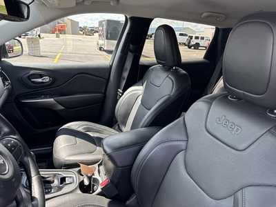 2020 Jeep Cherokee, $0. Photo 12
