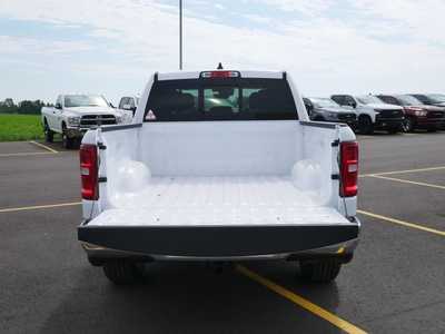 2025 RAM 1500 Crew Cab, $45351. Photo 5