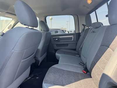 2019 RAM 1500 Crew Cab, $18000. Photo 10