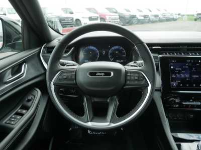2025 Jeep Grand Cherokee, $40923. Photo 11