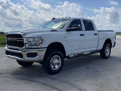 2022 RAM 2500 Crew Cab, $40000. Photo 2