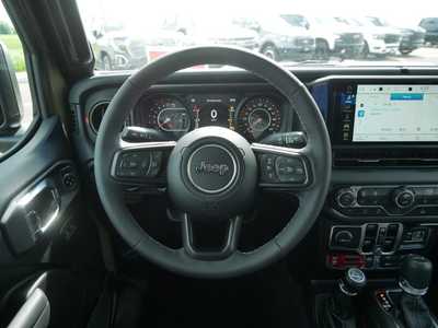 2025 Jeep Gladiator, $48566. Photo 10