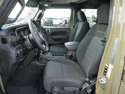 2025 Jeep Gladiator, $48566. Photo 6