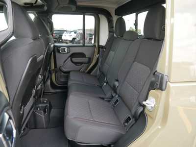 2025 Jeep Gladiator, $48566. Photo 7