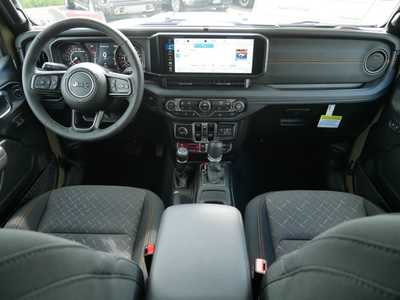 2025 Jeep Gladiator, $48566. Photo 8