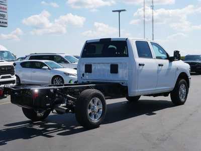 2026 RAM 3500 Crew Cab, $57871. Photo 2