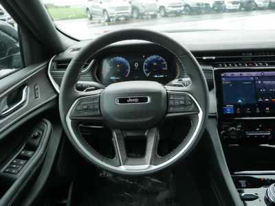 2025 Jeep Grand Cherokee, $40637. Photo 11
