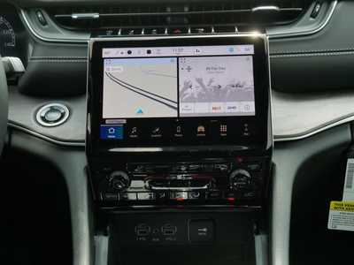 2025 Jeep Grand Cherokee, $45900. Photo 10
