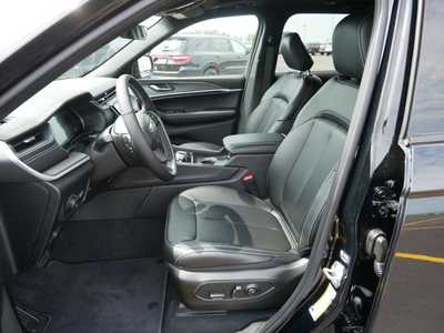 2025 Jeep Grand Cherokee, $45900. Photo 6