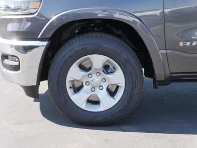 2025 RAM 1500 Crew Cab, $46781. Photo 4