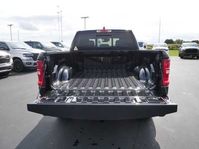 2025 RAM 1500 Crew Cab, $44633. Photo 5