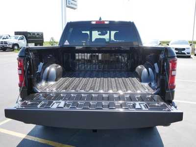 2025 RAM 1500 Crew Cab, $46781. Photo 4
