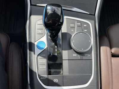 2023 BMW i4, $0. Photo 6