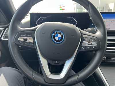 2023 BMW i4, $0. Photo 8