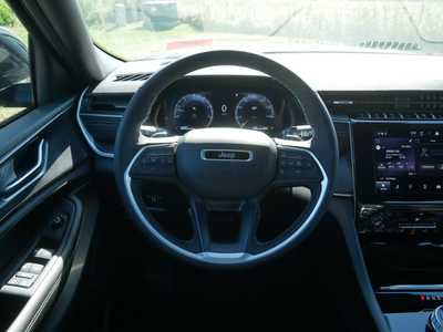 2025 Jeep Grand Cherokee L, $46169. Photo 11