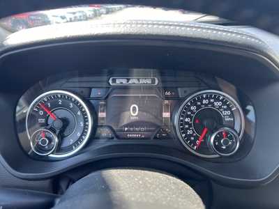 2020 RAM 1500 Crew Cab, $37000. Photo 10