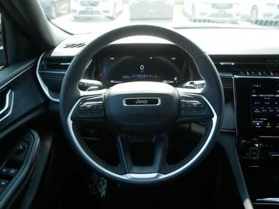 2025 Jeep Grand Cherokee L, $45667. Photo 12