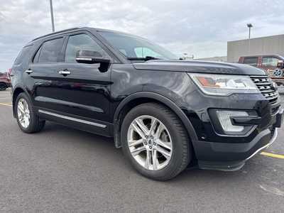 2016 Ford Explorer, $16000. Photo 3