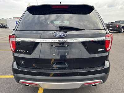 2016 Ford Explorer, $16000. Photo 6