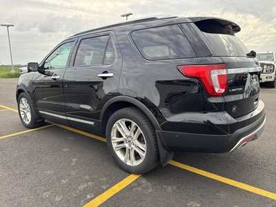 2016 Ford Explorer, $16000. Photo 7