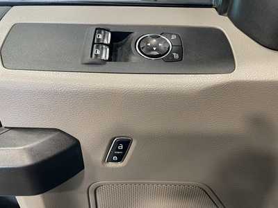2017 Ford F350 Reg Cab, $21000. Photo 10