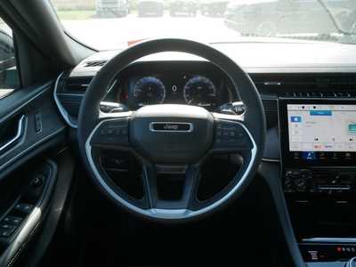 2025 Jeep Grand Cherokee, $48354. Photo 11