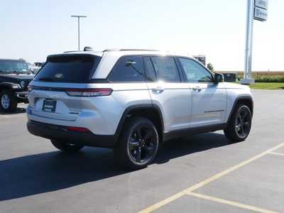 2025 Jeep Grand Cherokee, $48354. Photo 2