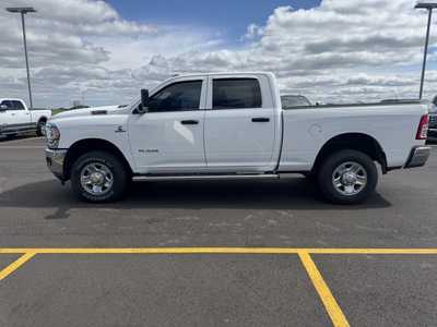 2022 RAM 3500 Crew Cab, $50000. Photo 8