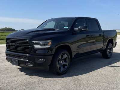 2023 RAM 1500 Crew Cab, $43000. Photo 2