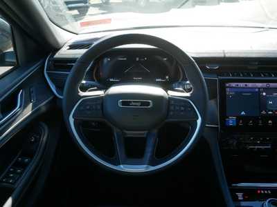 2025 Jeep Grand Cherokee L, $52787. Photo 11