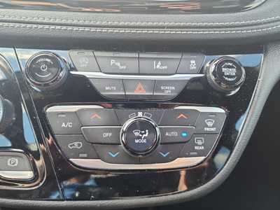 2021 Chrysler Pacifica, $0. Photo 12