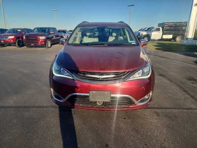 2017 Chrysler Pacifica, $11500. Photo 6