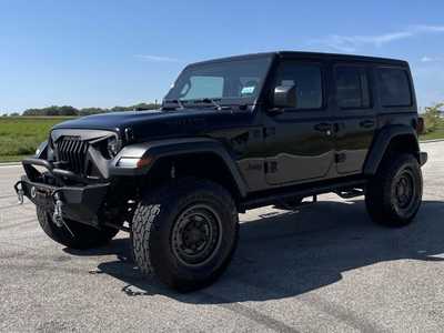 2020 Jeep Wrangler Unlimited, $30500. Photo 2