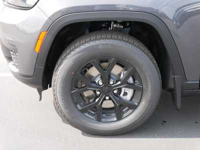 2025 Jeep Grand Cherokee L, $44632. Photo 4