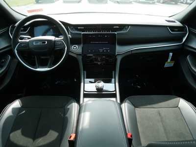 2025 Jeep Grand Cherokee L, $44632. Photo 9