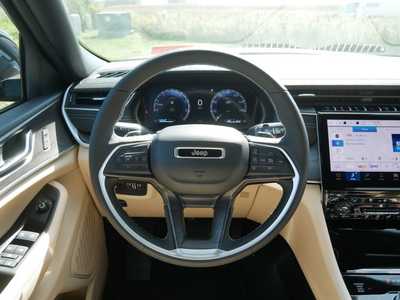 2025 Jeep Grand Cherokee, $42479. Photo 11