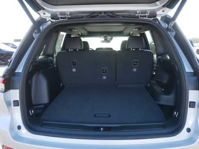 2025 Jeep Grand Cherokee, $45195. Photo 5