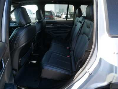 2025 Jeep Grand Cherokee, $45195. Photo 8