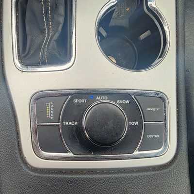 2016 Jeep Grand Cherokee, $30000. Photo 11