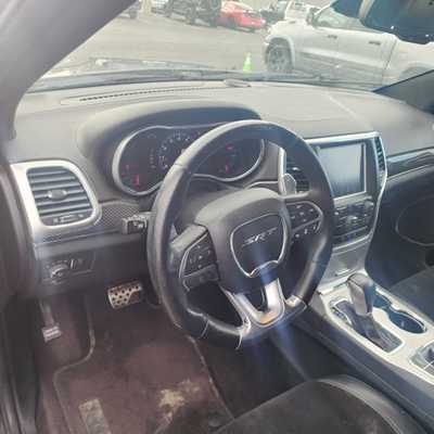 2016 Jeep Grand Cherokee, $30000. Photo 9